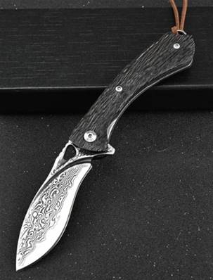Couteau pliant lame damas poignée bois noir