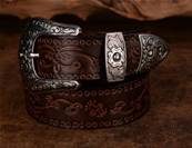 Ceinture marron gravé boucle cow boy style 3   de 105cm a 125cm