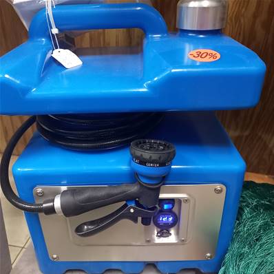 Pompe à eau avec reservoir RINSE 61901-BL